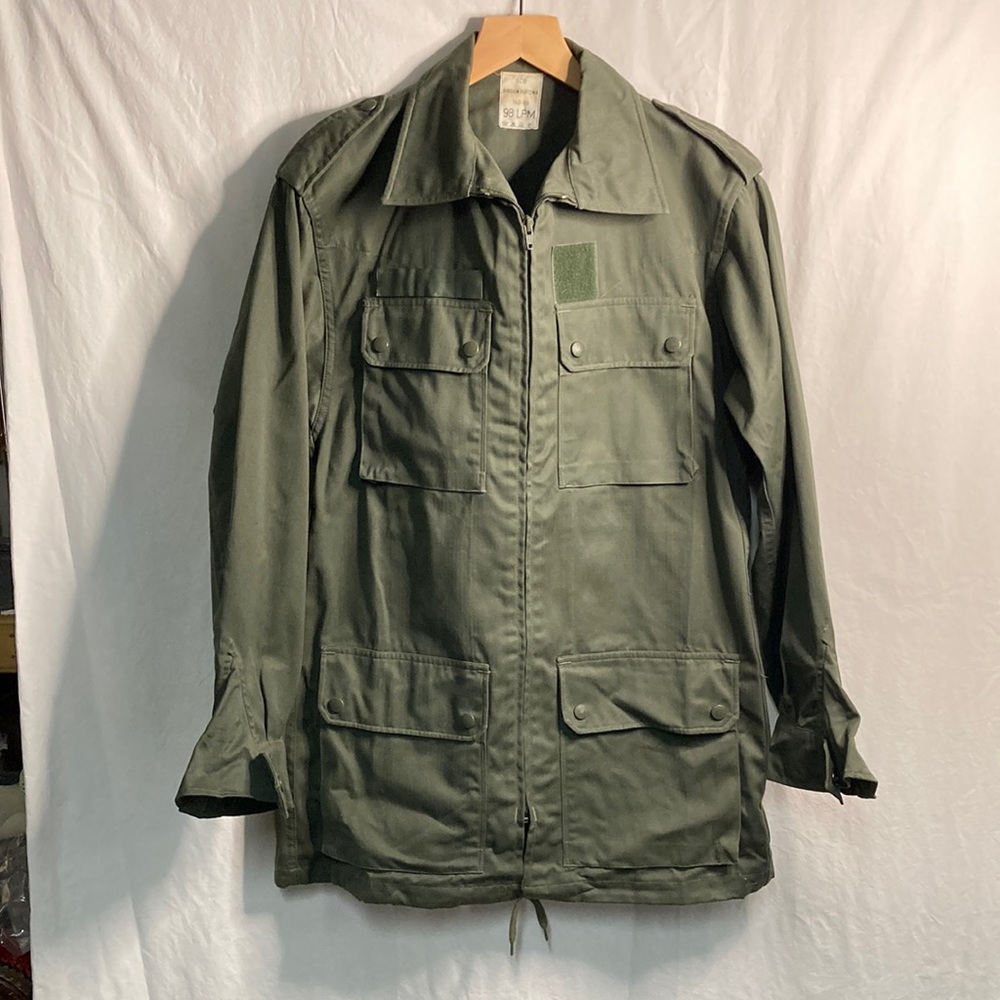 Vintage army jacket Mens M/L very nice